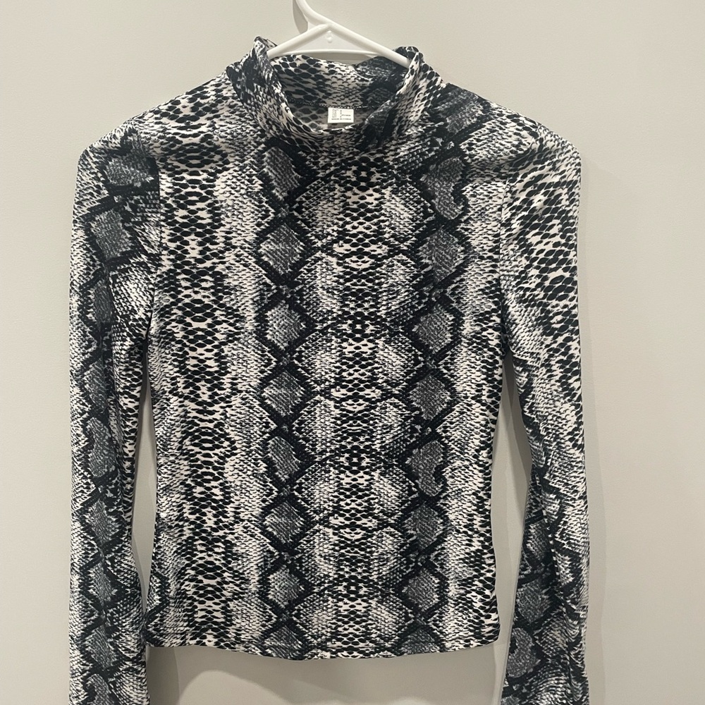 Animal Print Crop Top